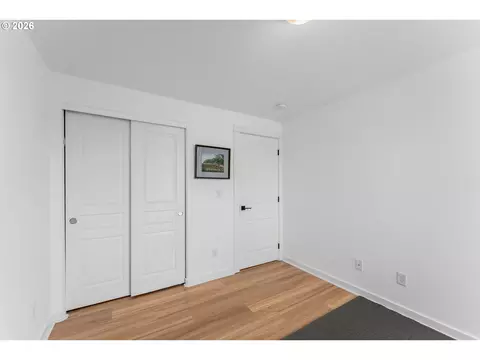 Bedroom - 420 Backwater Loop, Sutherlin, OR 97479 photo 6 of 8