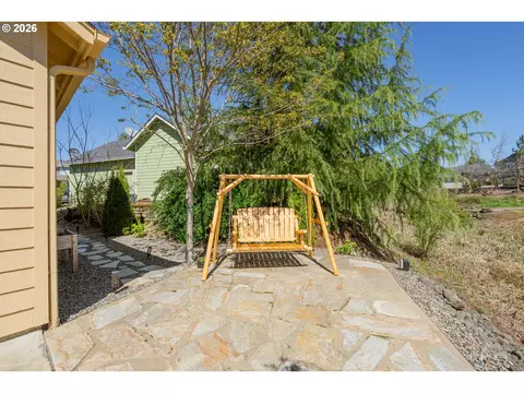 Exterior - 420 Backwater Loop, Sutherlin, OR 97479 photo 7 of 9