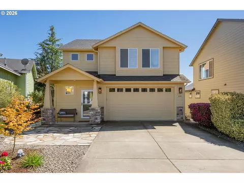Exterior - 420 Backwater Loop, Sutherlin, OR 97479 photo 2 of 9