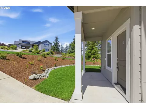 Exterior - 3704 Rockcress Rd, Eugene, OR 97403 photo 3 of 7