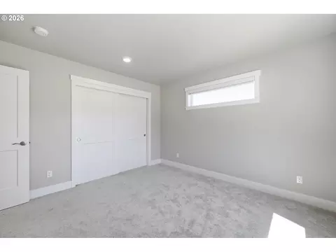 Bedroom - 3704 Rockcress Rd, Eugene, OR 97403 photo 8 of 8
