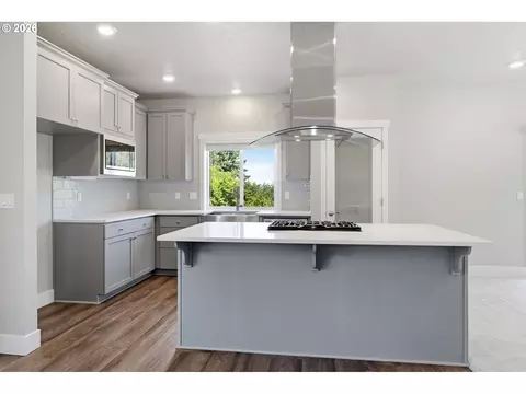 Kitchen - 3704 Rockcress Rd, Eugene, OR 97403 photo 1 of 5