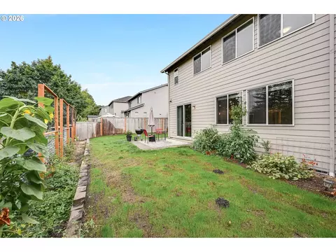 Exterior - 2614 SE Kane Ave, Gresham, OR 97080 photo 8 of 9