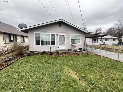 1214 W Ave, La Grande, OR 97850