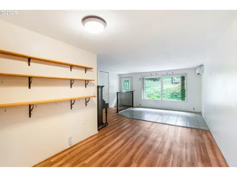 Living - 3463 W 25th Ave, Eugene, OR 97405 photo 7 of 9