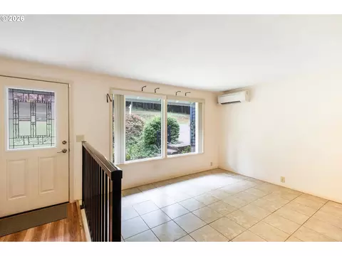 Living - 3463 W 25th Ave, Eugene, OR 97405 photo 1 of 9