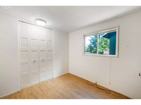 Bedroom - 3463 W 25th Ave, Eugene, OR 97405 photo 6 of 6