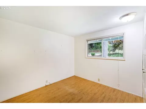 Bedroom - 3463 W 25th Ave, Eugene, OR 97405 photo 1 of 6