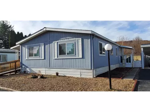 185 NW Harwood St, Prineville, OR 97754