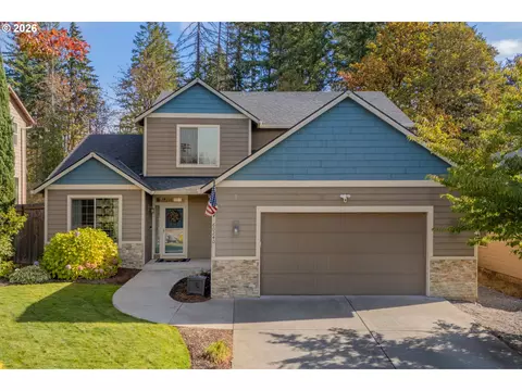 60240 Wapiti Dr, Saint Helens, OR 97051