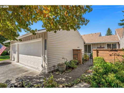 15725 SW Oakhill Ln, Portland, OR 97224