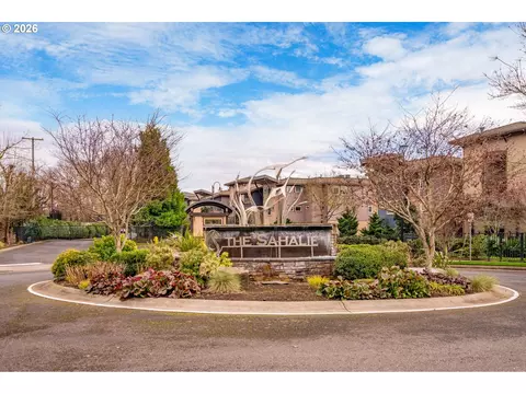 5841 SE Columbia Way #104, Vancouver, WA 98661
