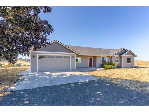 5875 Perrydale Rd, Dallas, OR 97338