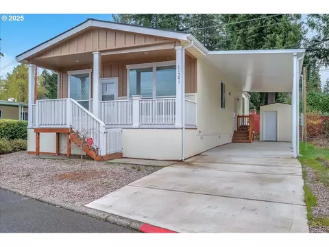 11501 SW Royal Villa Dr #202, Tigard, OR 97224