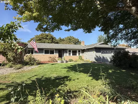 8704 NE 60th St, Vancouver, WA 98662