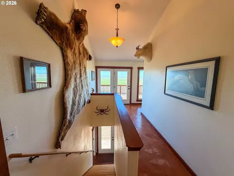 Entry Way - 40641 Highway 20, Burns, OR 97720 photo 2 of 2
