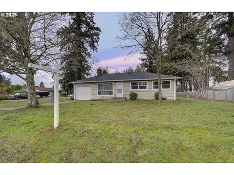 10200 Saint Helens Ave, Vancouver, WA 98664