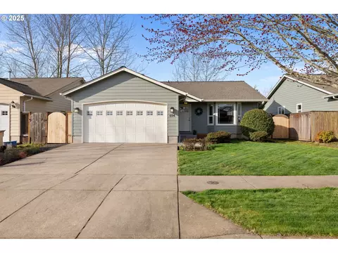 694 Trinity St, Albany, OR 97322