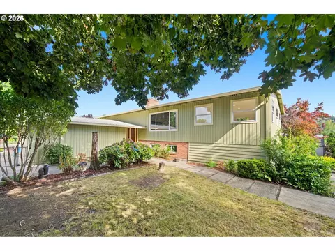 Exterior - 2925 E 1st Ave, Camas, WA 98607 photo 1 of 11