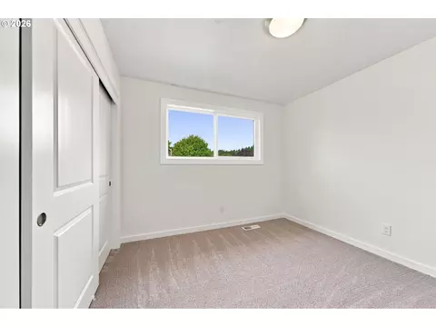Bedroom - 2925 E 1st Ave, Camas, WA 98607 photo 1 of 6