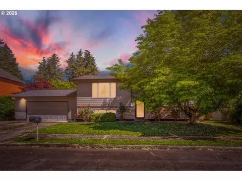18801 NE Clackamas St, Portland, OR 97230