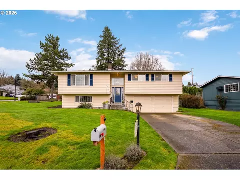 17670 SEmerald Dr, Milwaukie, OR 97267