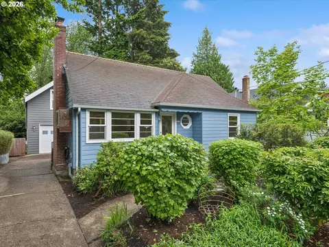 3424 SE Tibbetts St, Portland, OR 97202