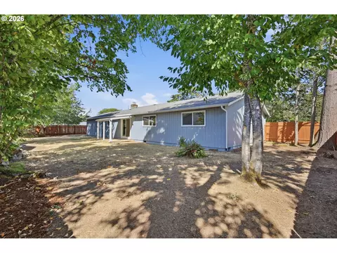 Exterior - 1390 Buck St, Eugene, OR 97402 photo 6 of 6
