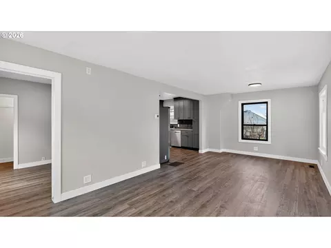 Living - 504 S 3rd St, Springfield, OR 97477 photo 2 of 2