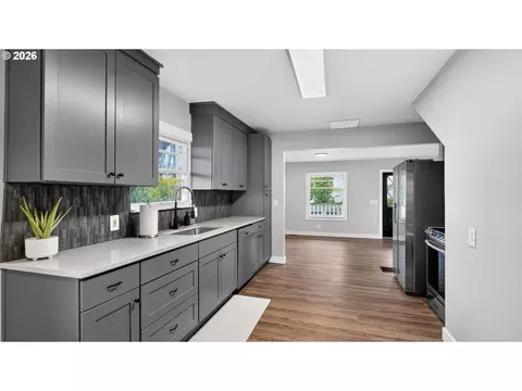 Kitchen - 504 S 3rd St, Springfield, OR 97477 photo 1 of 2