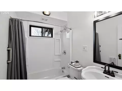 Bath - 504 S 3rd St, Springfield, OR 97477 photo 1 of 1