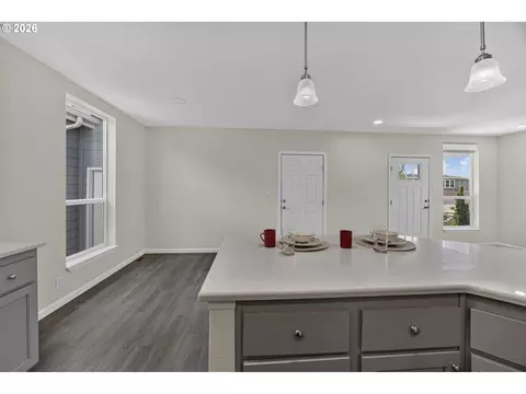 Kitchen - 1535 53rd St, Florence, OR 97439 photo 4 of 7