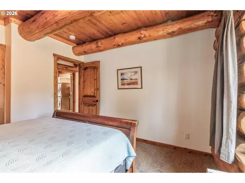61601 Gribbling Rd, Bend, OR 97702 photo 11