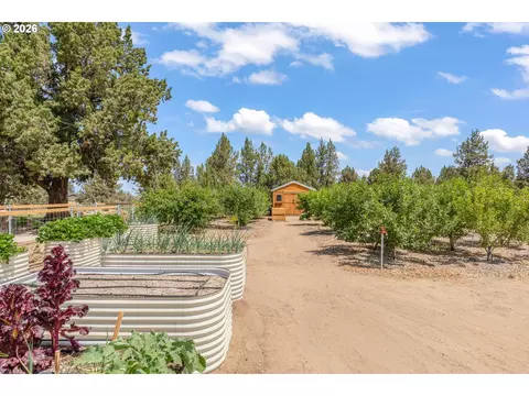 61601 Gribbling Rd, Bend, OR 97702 photo 22