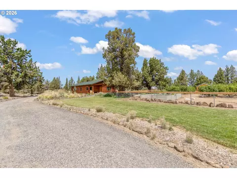 61601 Gribbling Rd, Bend, OR 97702 photo 37