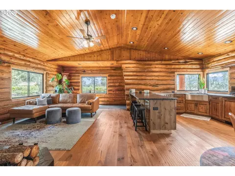 61601 Gribbling Rd, Bend, OR 97702 photo 5