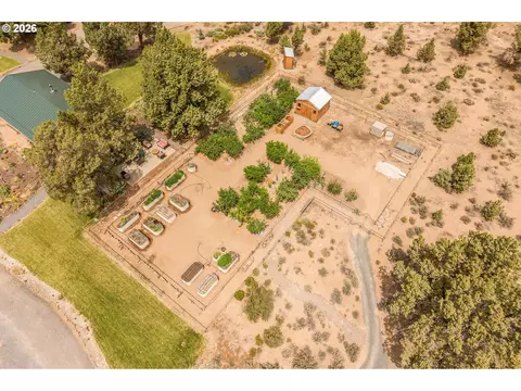 61601 Gribbling Rd, Bend, OR 97702 photo 25