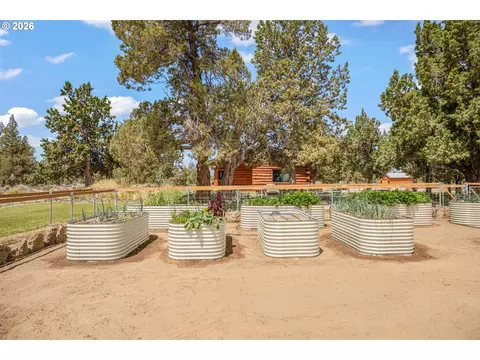 61601 Gribbling Rd, Bend, OR 97702 photo 21
