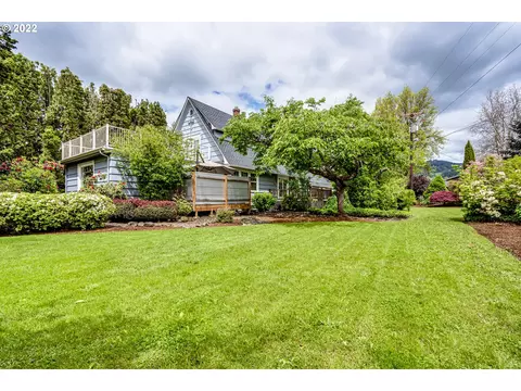 3092 Hayden Bridge Rd, Springfield, OR 97477
