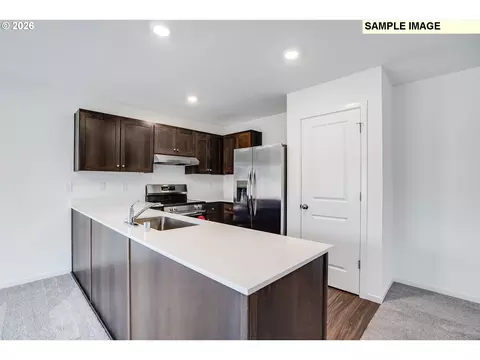 5766 Bainbridge Rd, Eugene, OR 97402 photo 6