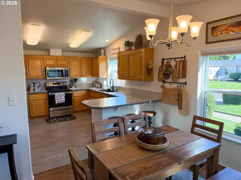 3220 Crescent Ave #28, Eugene, OR 97408 photo 11