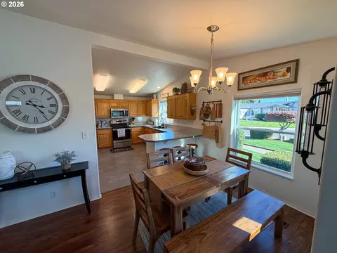 3220 Crescent Ave #28, Eugene, OR 97408 photo 10