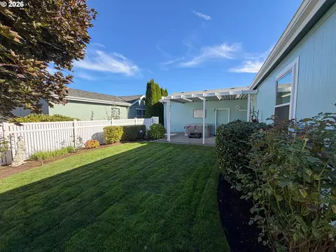 3220 Crescent Ave #28, Eugene, OR 97408 photo 34