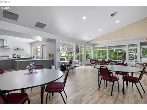 3220 Crescent Ave #28, Eugene, OR 97408 photo 45