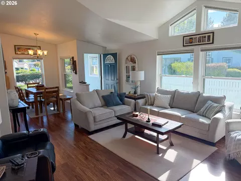 3220 Crescent Ave #28, Eugene, OR 97408 photo 7