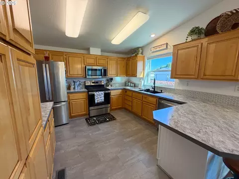 3220 Crescent Ave #28, Eugene, OR 97408 photo 12