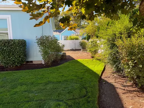 3220 Crescent Ave #28, Eugene, OR 97408 photo 35