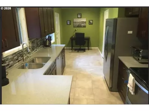 1137 SE 224th Ave, Gresham, OR 97030 photo 7