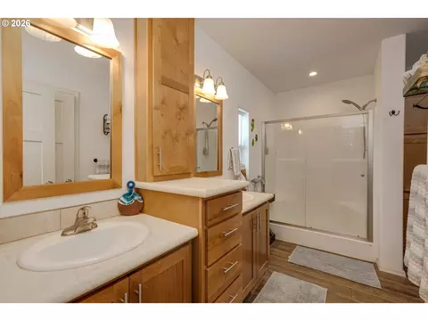 1202 Bridge Loop, Lafayette, OR 97127 photo 6
