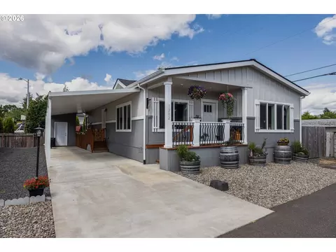 1202 Bridge Loop, Lafayette, OR 97127